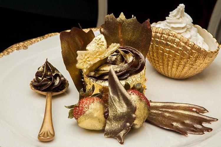 6 món ăn phủ vàng dành cho giới nhà giàu ở Dubai
